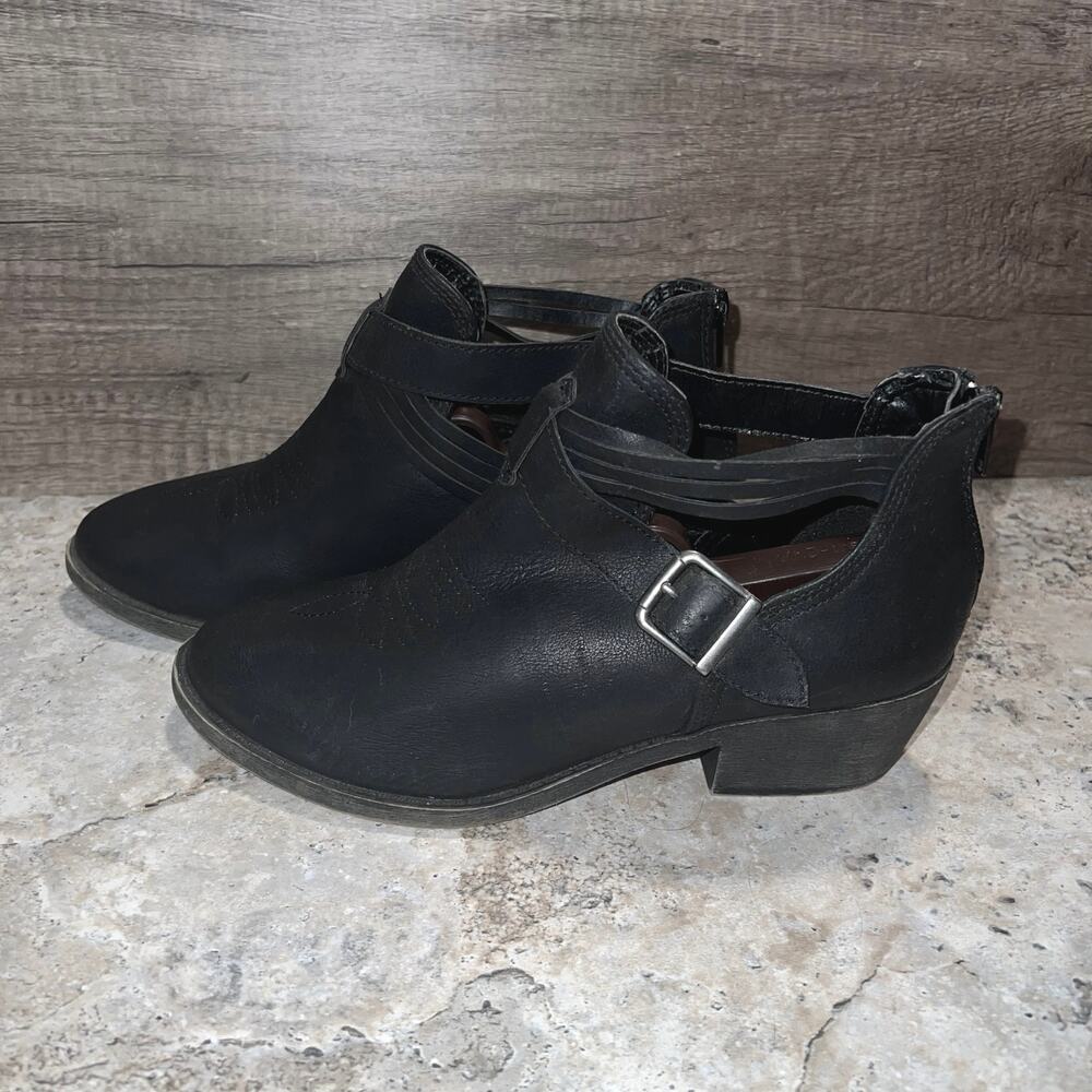 Jellypop MacKay Women’s Size 8M Stock #731808 Ankle Bootie Boots Black Belted